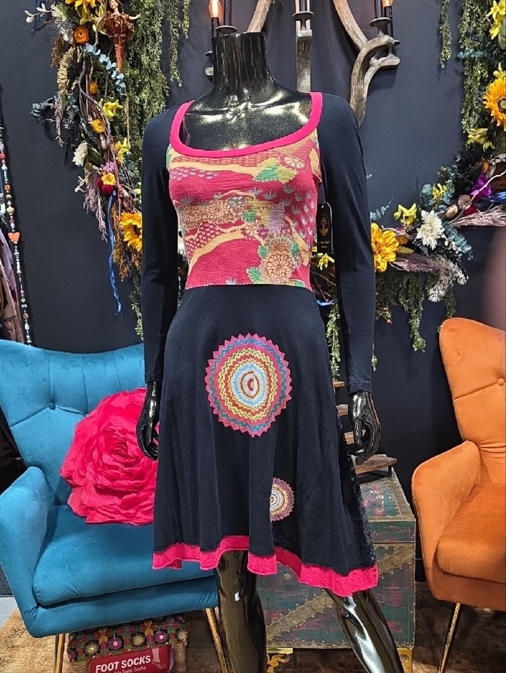Desigual Black and Red Long-Sleeve Fit & Flare Dress with Multicolor Bodice - Picture 4 of 12